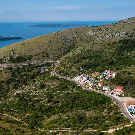 Vista- Heated Swimming Pool, Close To Split And Trogir Willa